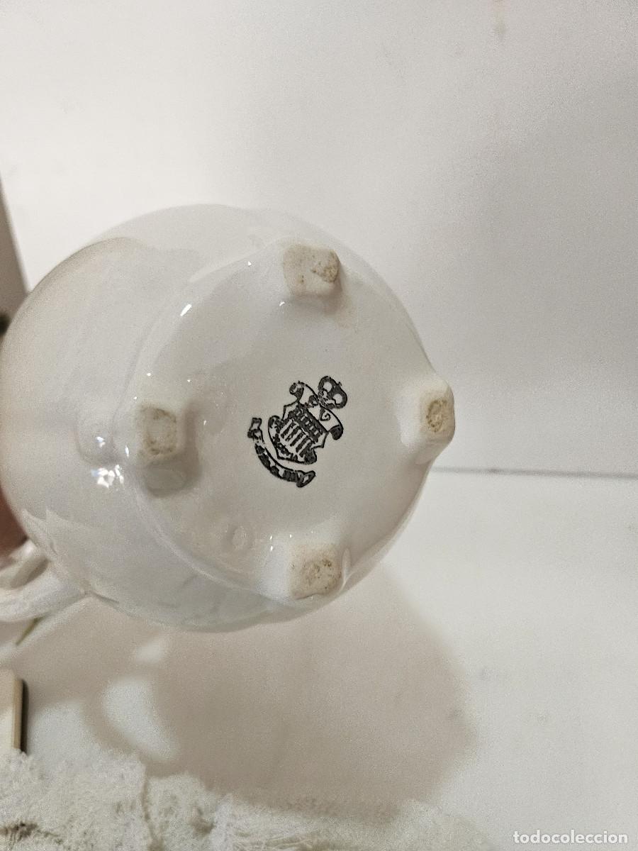 Antig&uuml;edades: tetera de porcelana blanca - Foto 3