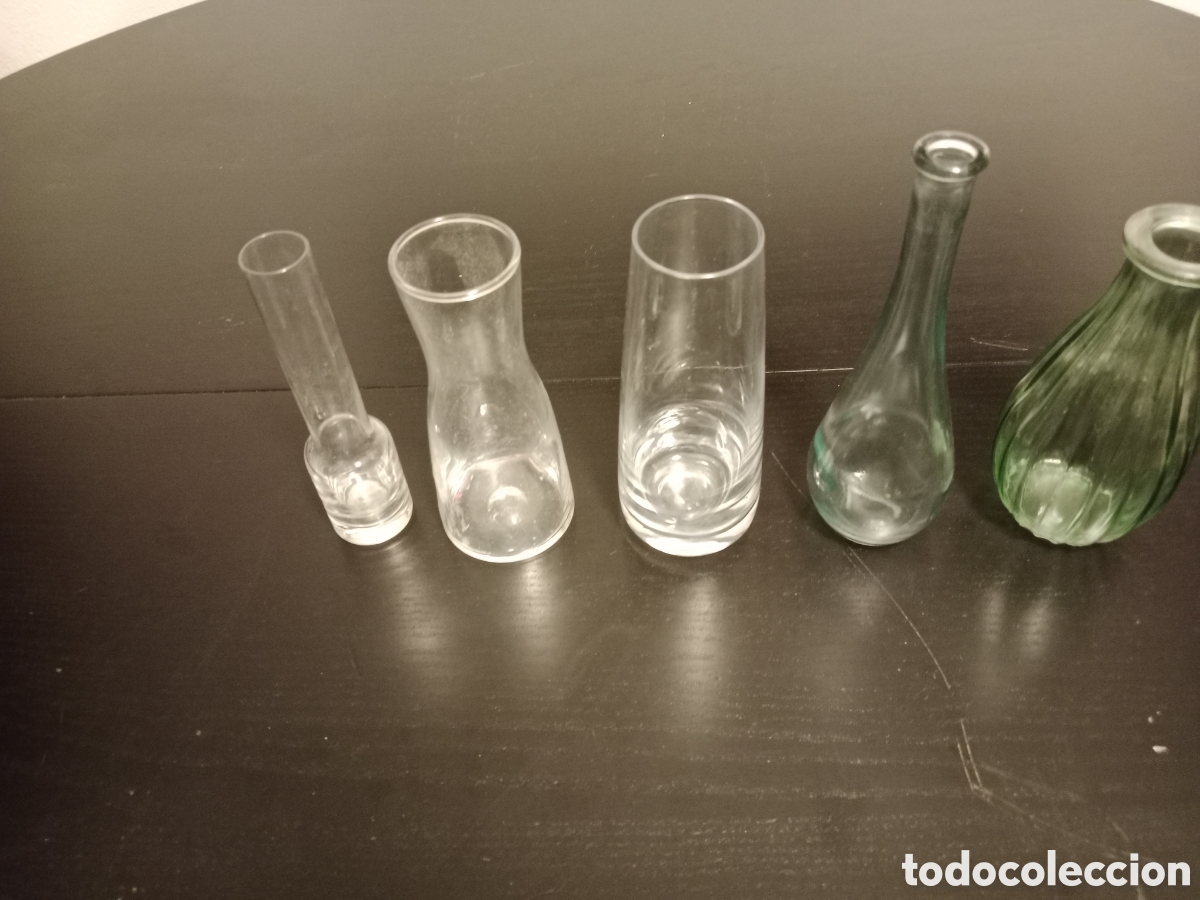 Antig&uuml;edades: Lote 5 jarroncitos cristal variados - Foto 1