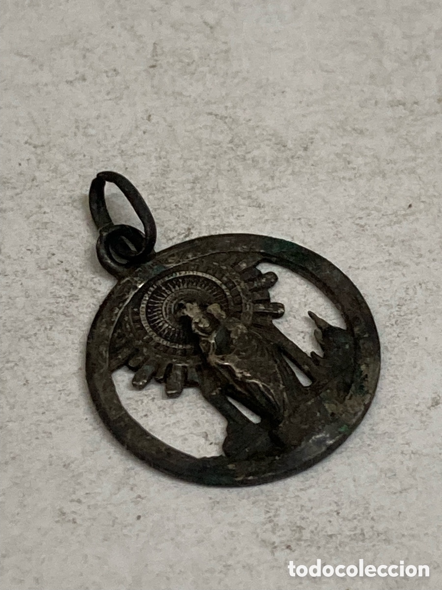 Antig&uuml;edades: Medalla de plata religiosa C438 - Foto 1