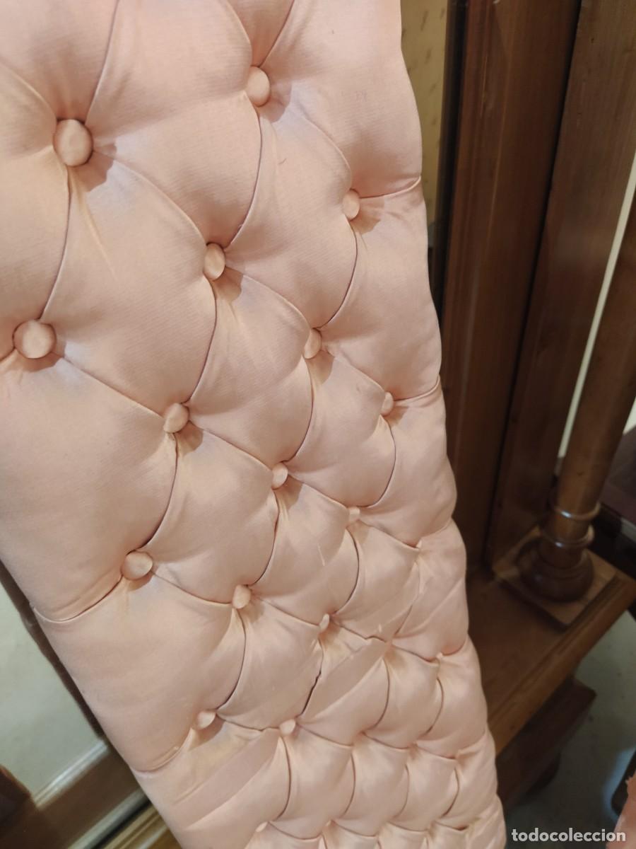 Antig&uuml;edades: Cabecero y laterales panel capiton&eacute; ropa tipo seda rosa. - Foto 6