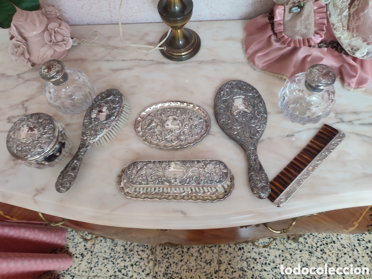 Antig&uuml;edades: Juego de tocador de plata - Foto 1