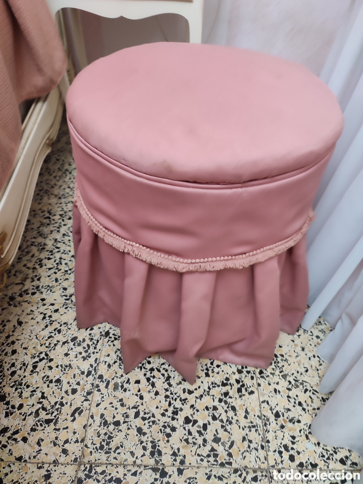 Antig&uuml;edades: Taburete rosa para tocador - Foto 2