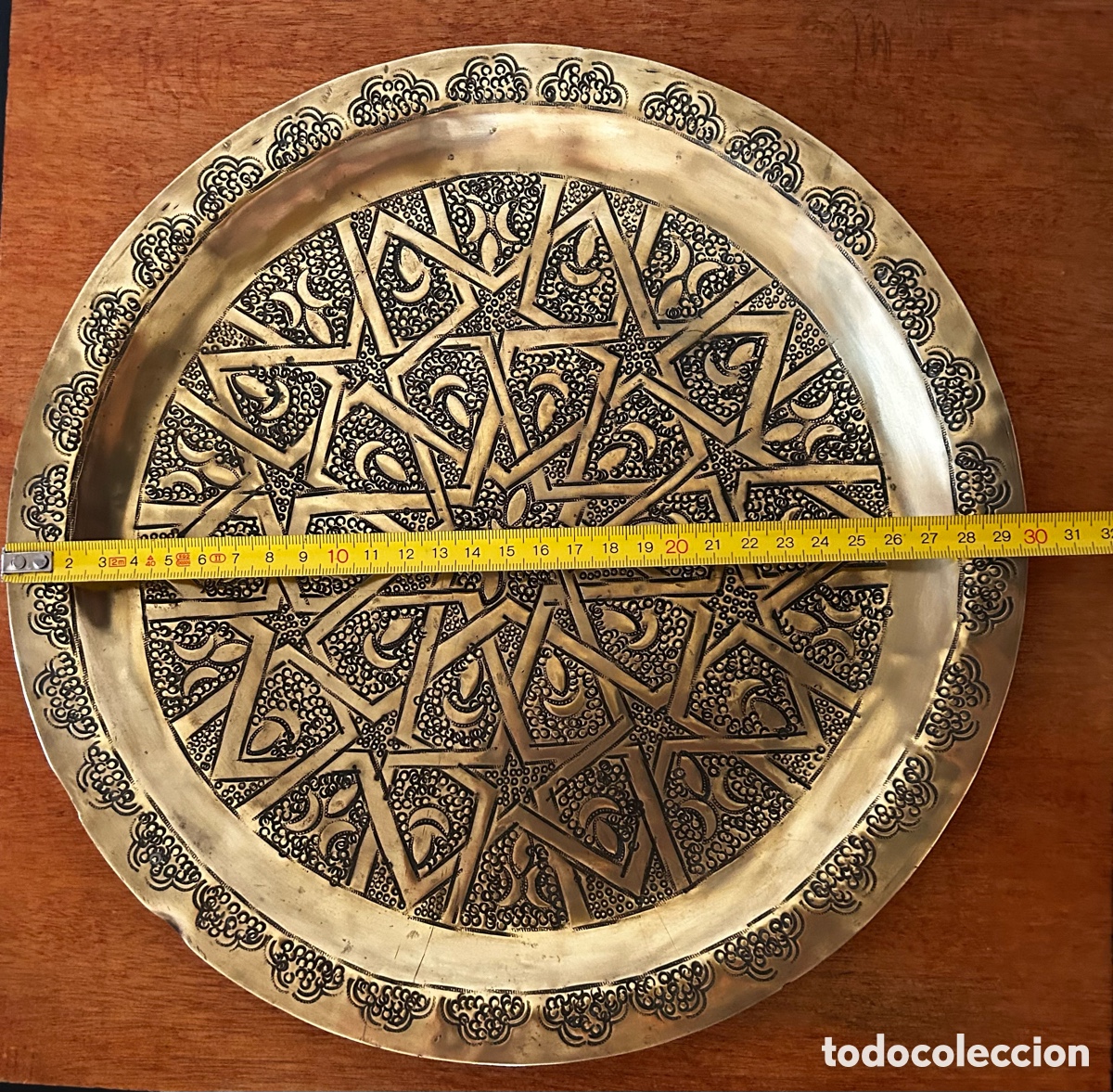 Antig&uuml;edades: Plato de bronce marroqu&iacute; - Foto 3