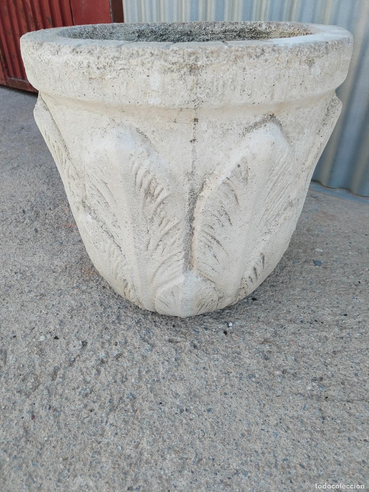 Antig&uuml;edades: macetero en piedra artificial - Foto 9