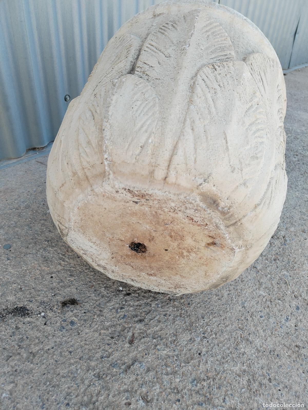 Antig&uuml;edades: macetero en piedra artificial - Foto 10
