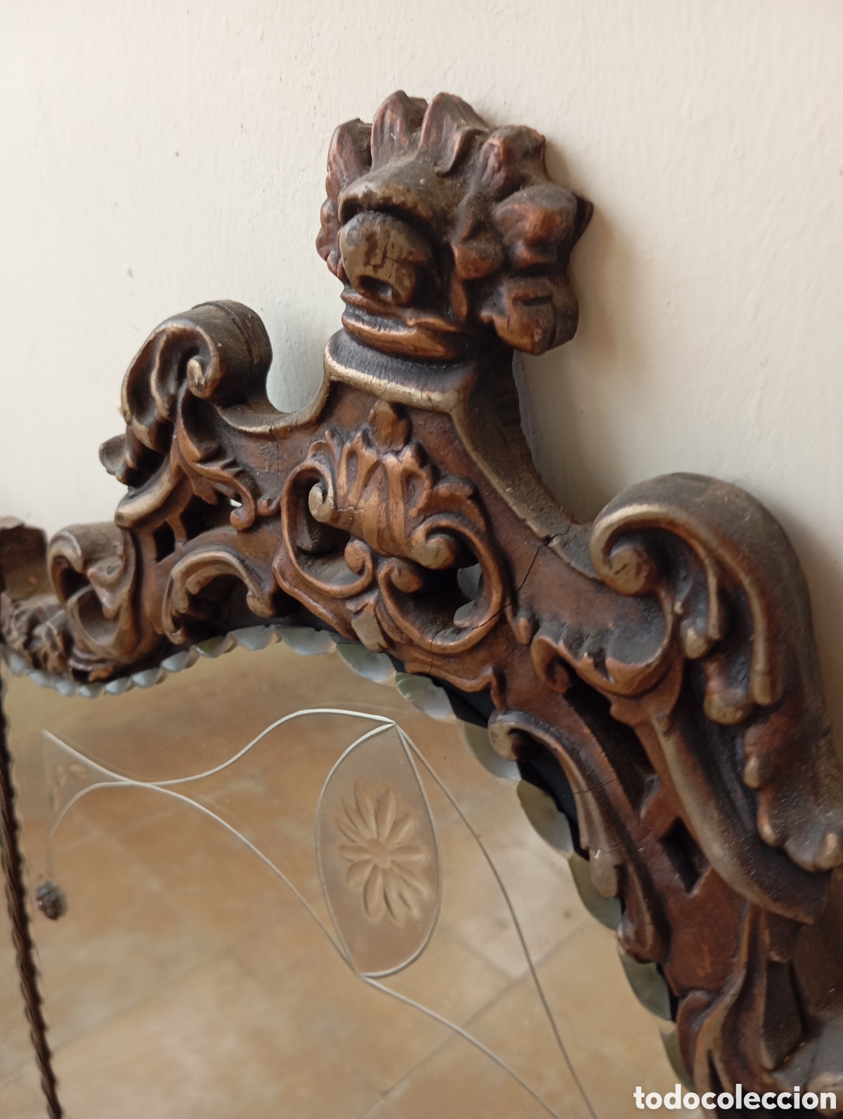 Antig&uuml;edades: ESPEJO ANTIGUO CON CORNUCOPIA DE MADERA Y CRISTAL TALLADO - Foto 12