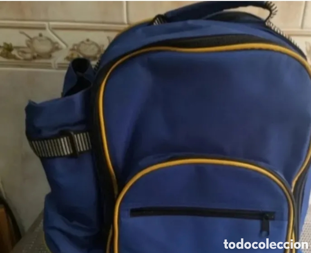 Antig&uuml;edades: Mochila de picnic. Nevera. - Foto 2