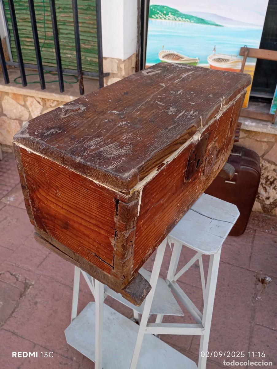 Antig&uuml;edades: Arca peque&ntilde;a madera pino - Foto 4