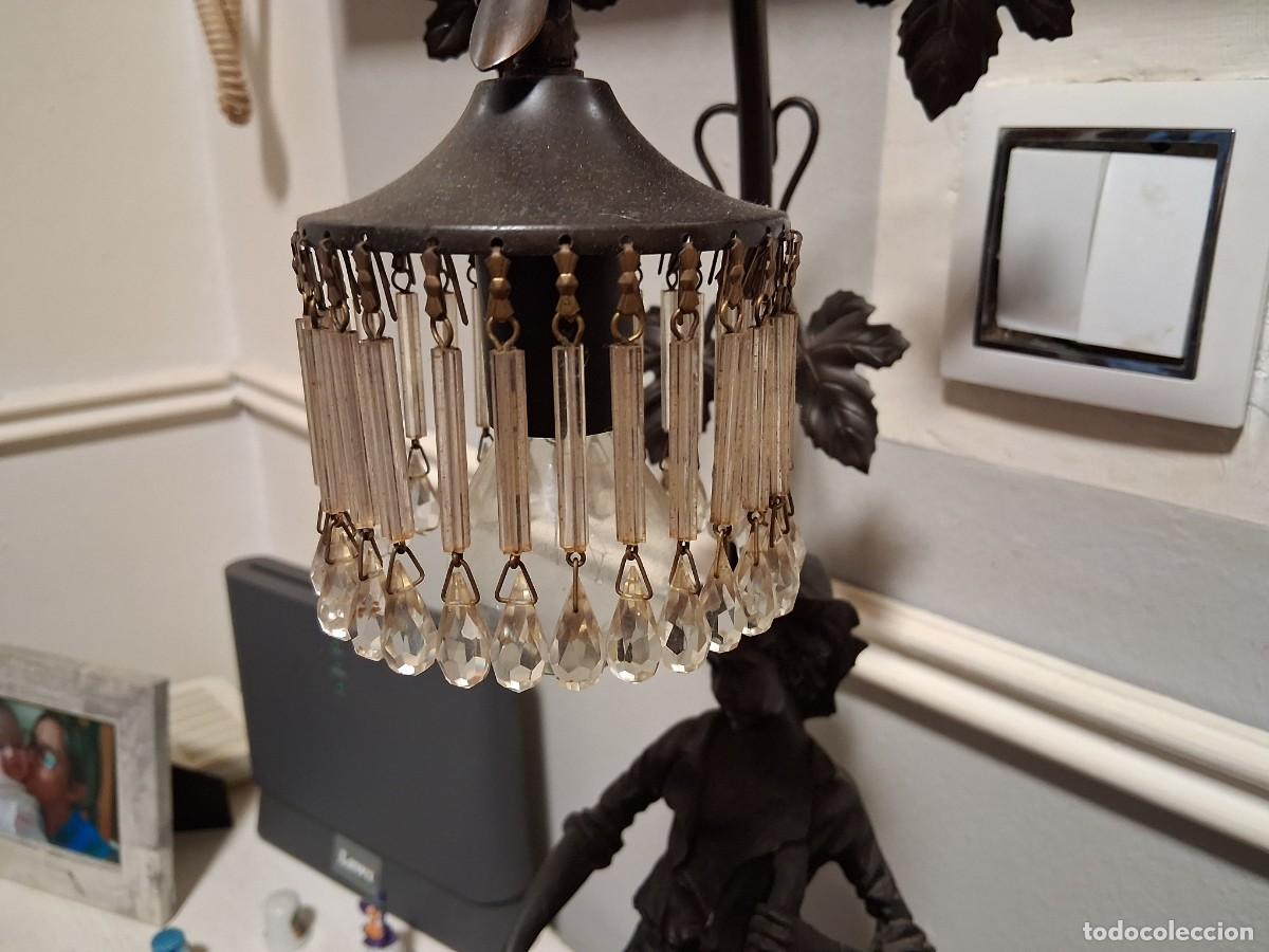 Antig&uuml;edades: LAMPARA DE MESA CON FIGURA FEROR - Foto 2