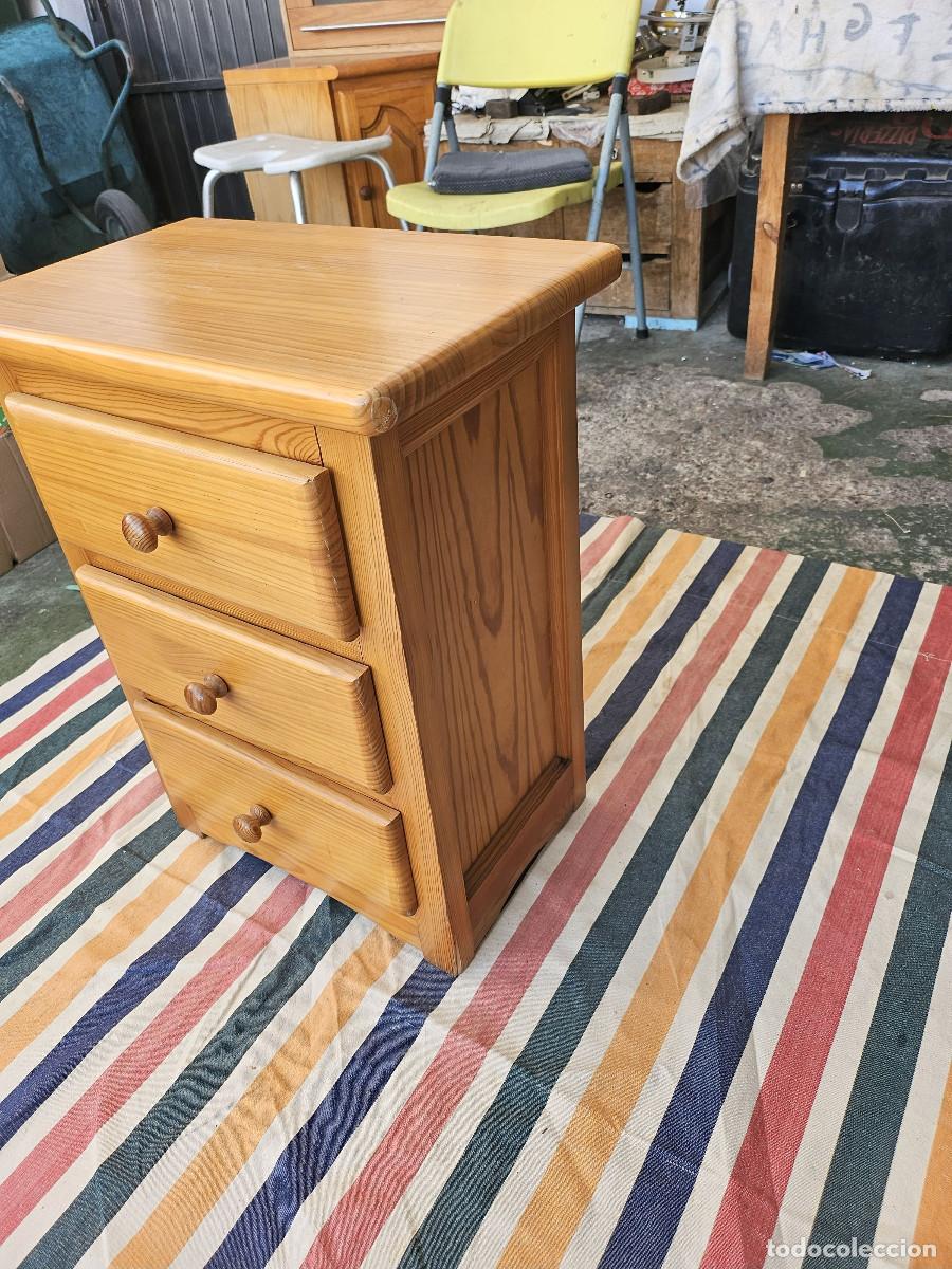 Antig&uuml;edades: mesa de madera alta pino - Foto 3