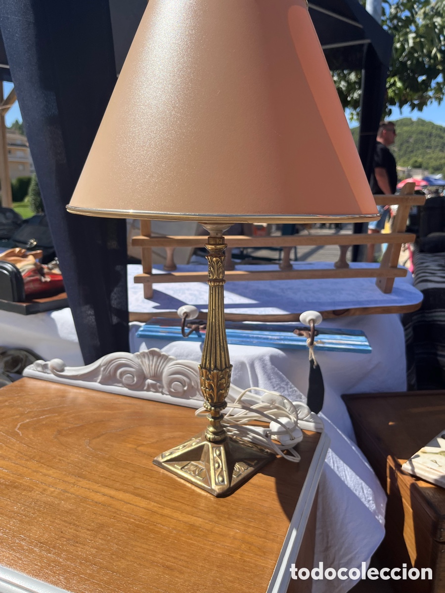 Antig&uuml;edades: L&aacute;mpara bronce mesa. - Foto 2