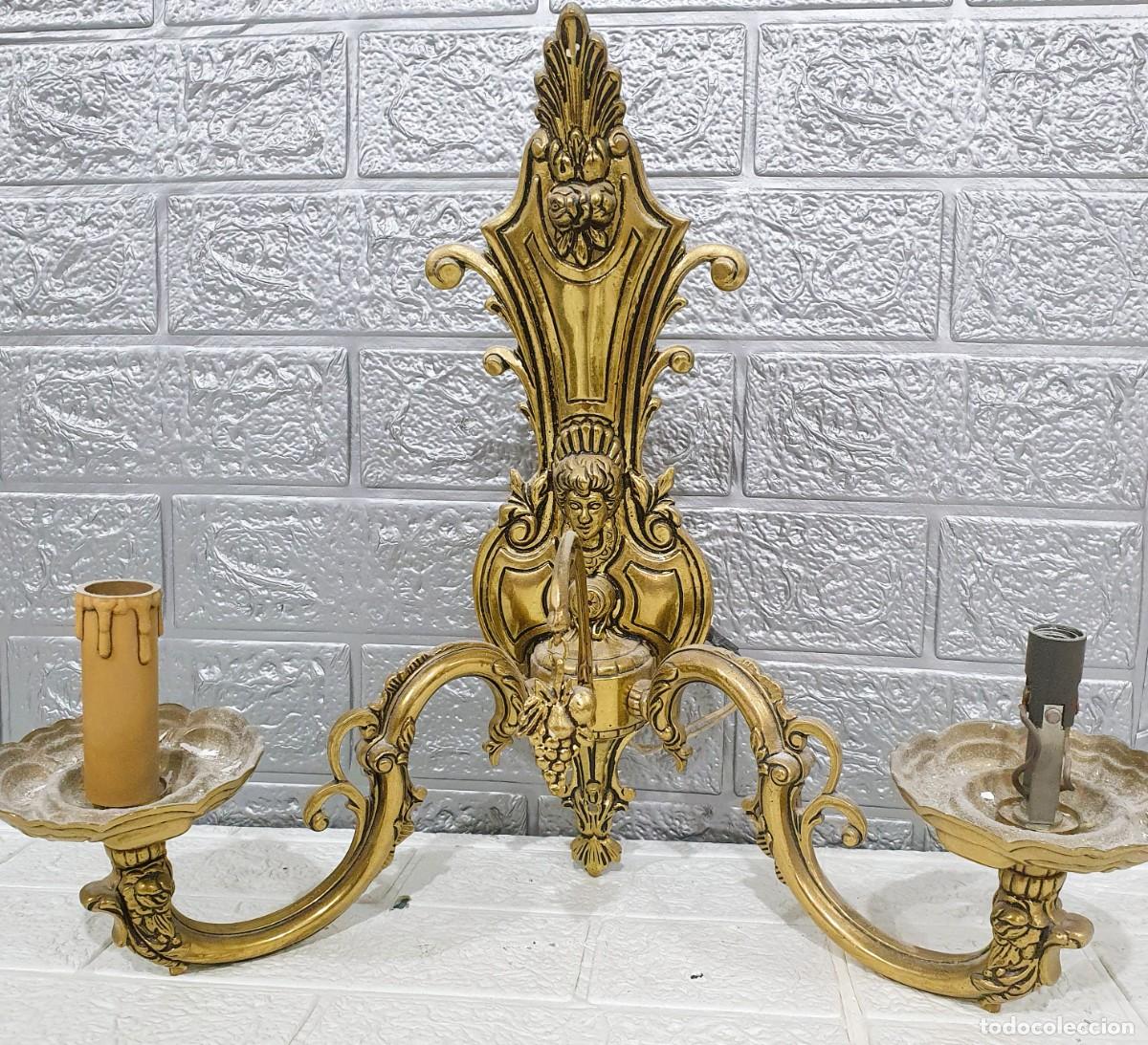 Antig&uuml;edades: Aplique de bronce con dos brazos - Foto 2