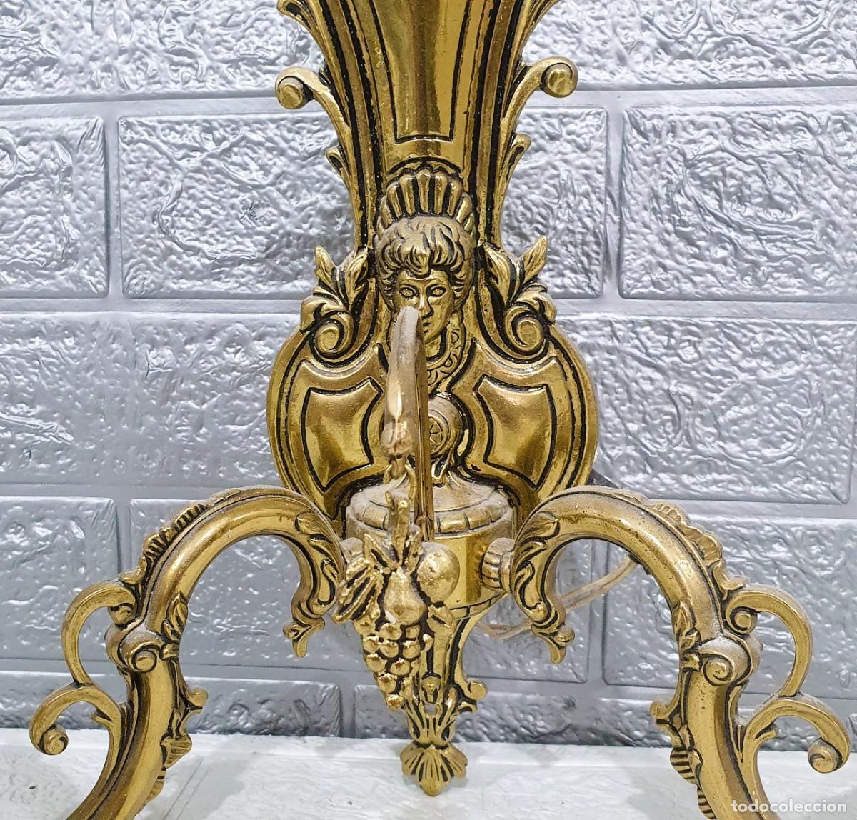 Antig&uuml;edades: Aplique de bronce con dos brazos - Foto 3