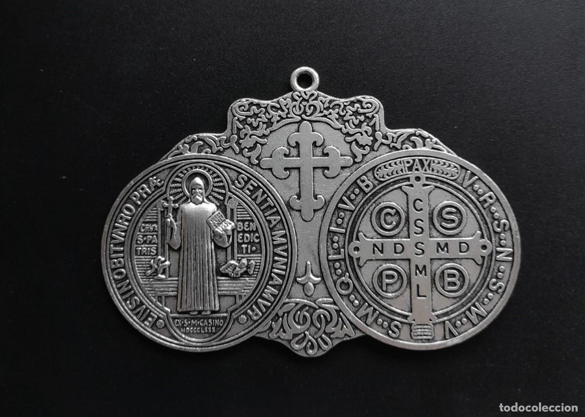 Antig&uuml;edades: Medalla de San Benito de gran tama&ntilde;o - Foto 1
