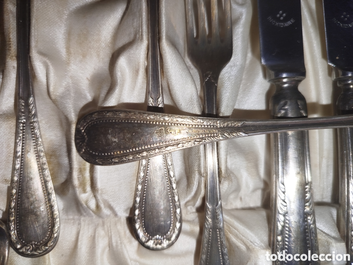 Antig&uuml;edades: Estuche cuberteria acero inoxidable y plata - Foto 3