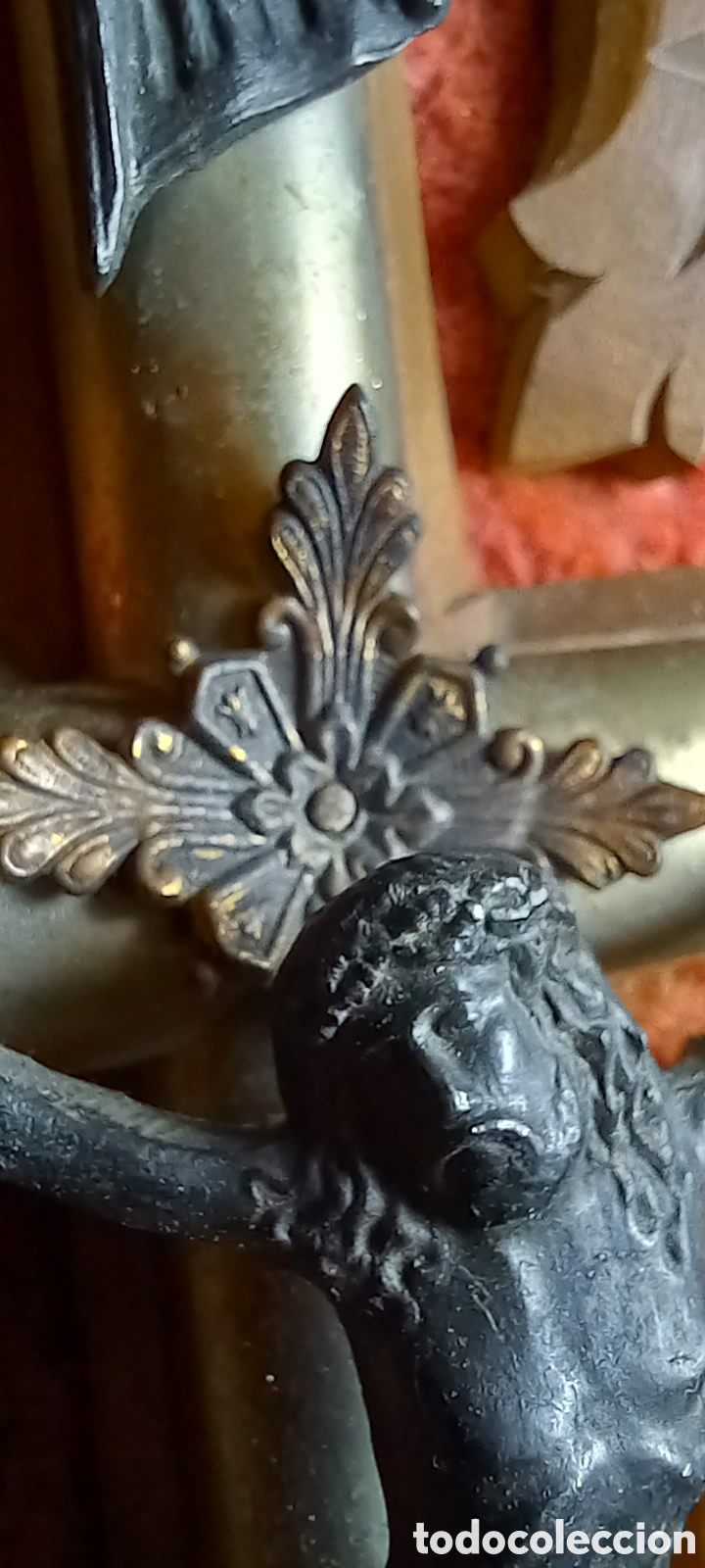 Antig&uuml;edades: BONITO Y ANTIGUO CRUCIFIJO CON BENDITERA - Foto 17