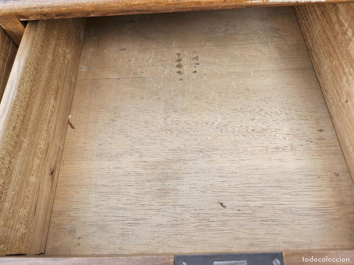 Antig&uuml;edades: mesa de despacho antigua - Foto 9