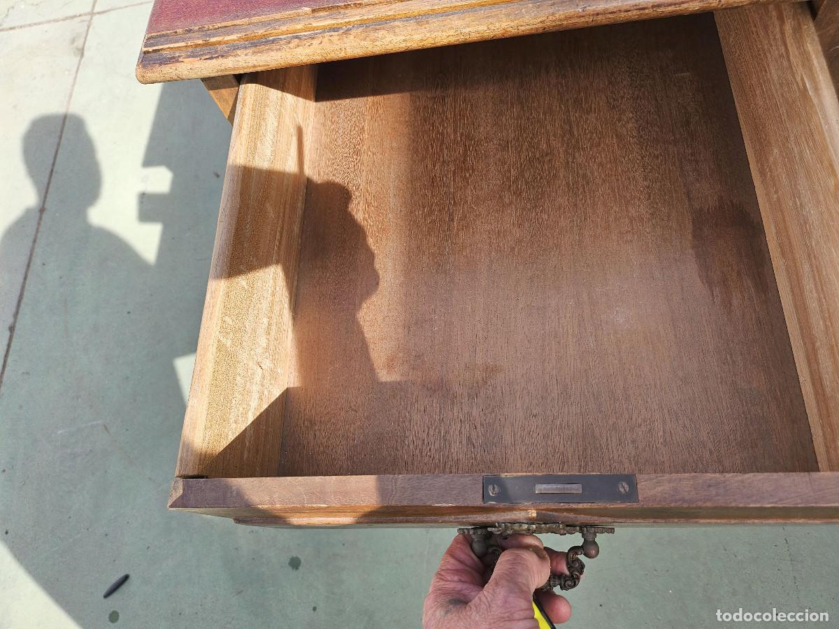 Antig&uuml;edades: mesa de despacho antigua - Foto 10