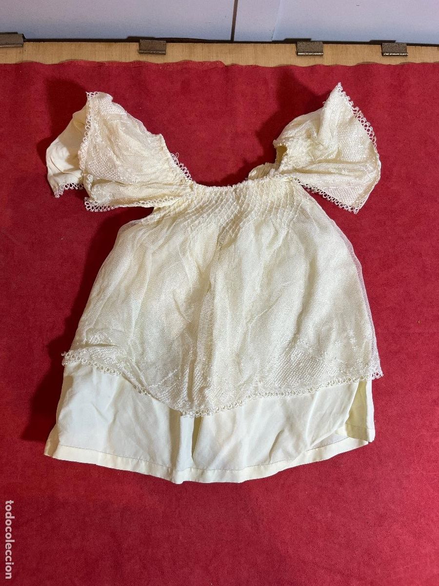 Antiquit&auml;ten: Ropa antigua religiosa a&ntilde;os 40 &ndash; vestidura para santos y Ni&ntilde;o Jes&uacute;s con encaje y plisado