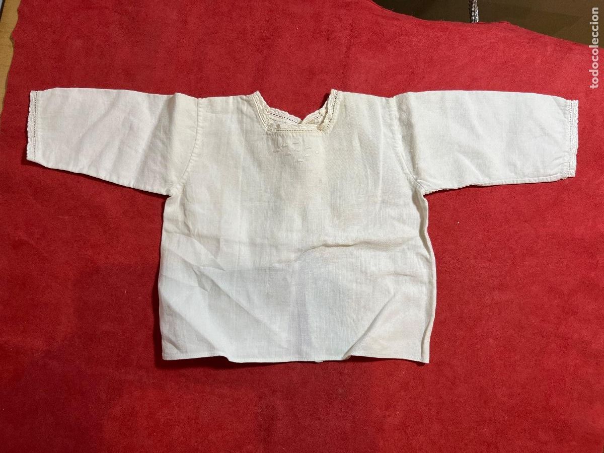 Antig&uuml;edades: Camisa religiosa antigua algod&oacute;n &ndash; vestidura Ni&ntilde;o Jes&uacute;s con bordados devocionales