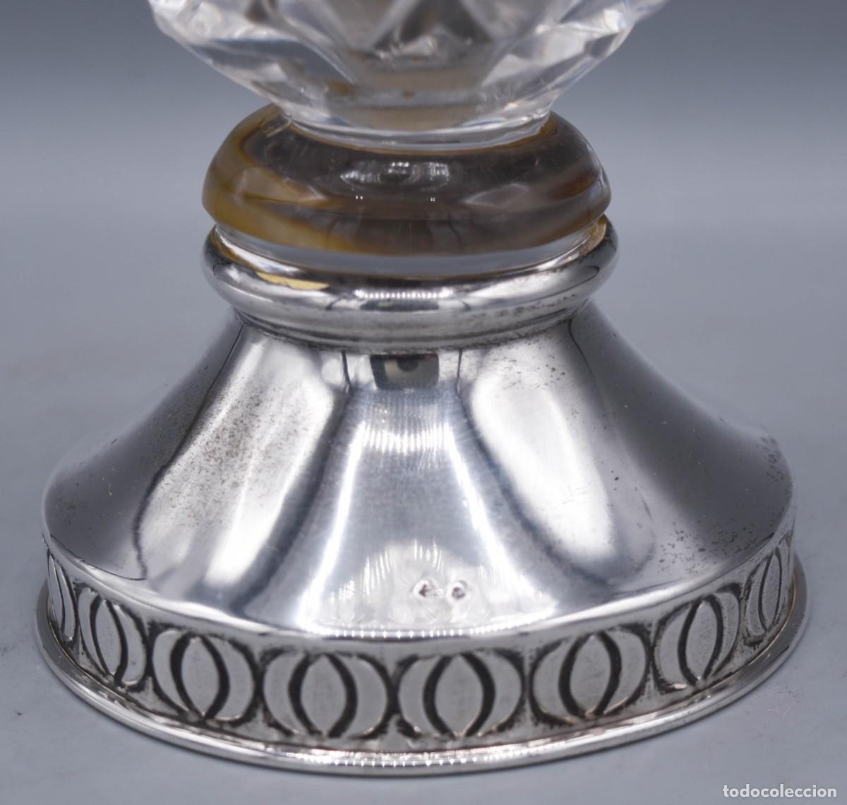 Antig&uuml;edades: Jarr&oacute;n / florero de cristal tallado con base de plata - Foto 3
