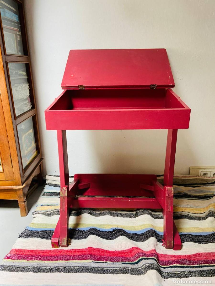 Antig&uuml;edades: Antiguo pupitre infantil de madera - Foto 5