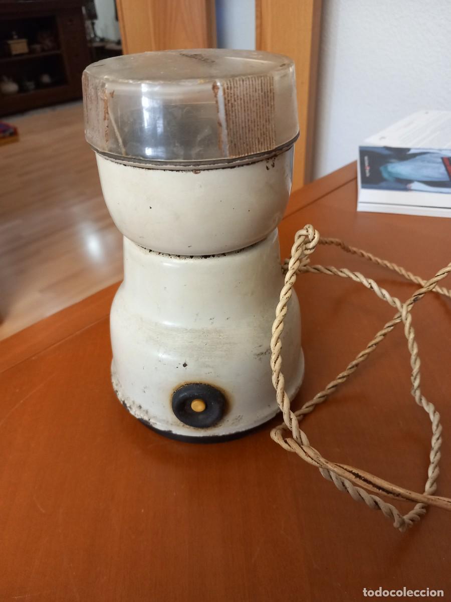 Antig&uuml;edades: Antiguo molinillo de caf&eacute;, marca moulinex