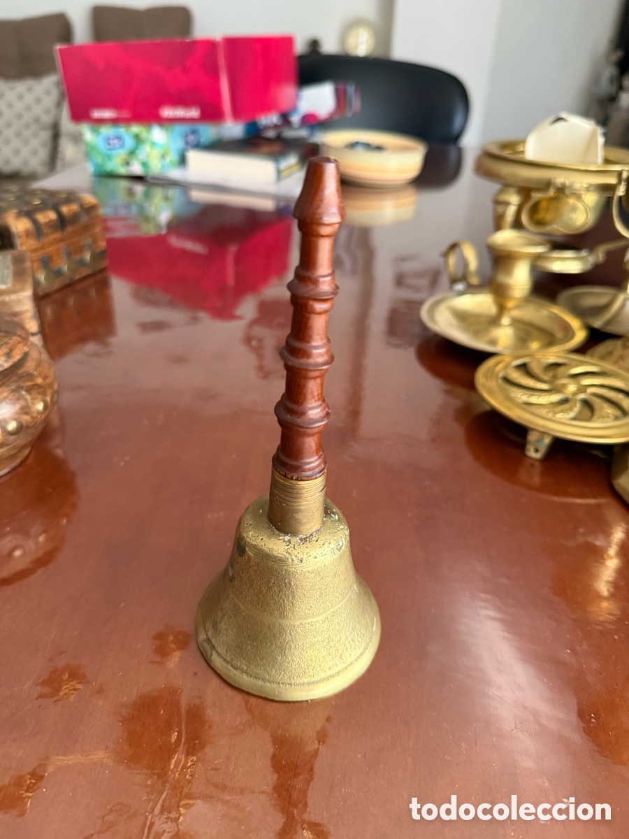 Antig&uuml;edades: Campana de mano antigua - Foto 1