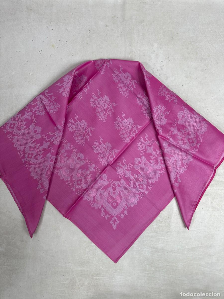 Antig&uuml;edades: Pa&ntilde;uelo de seda rosa - Foto 7