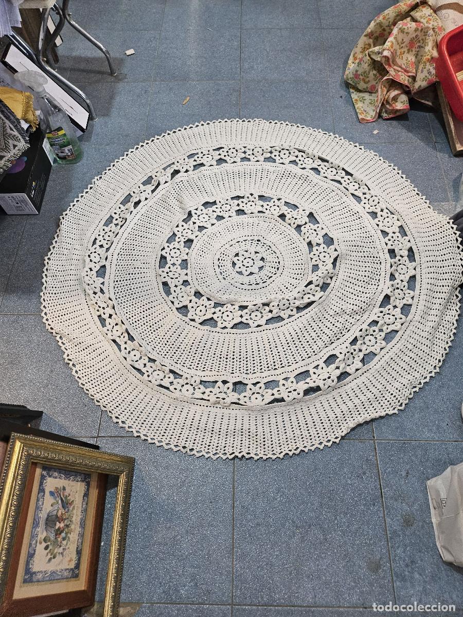 Antig&uuml;edades: pa&ntilde;o de mesa al groche - Foto 1