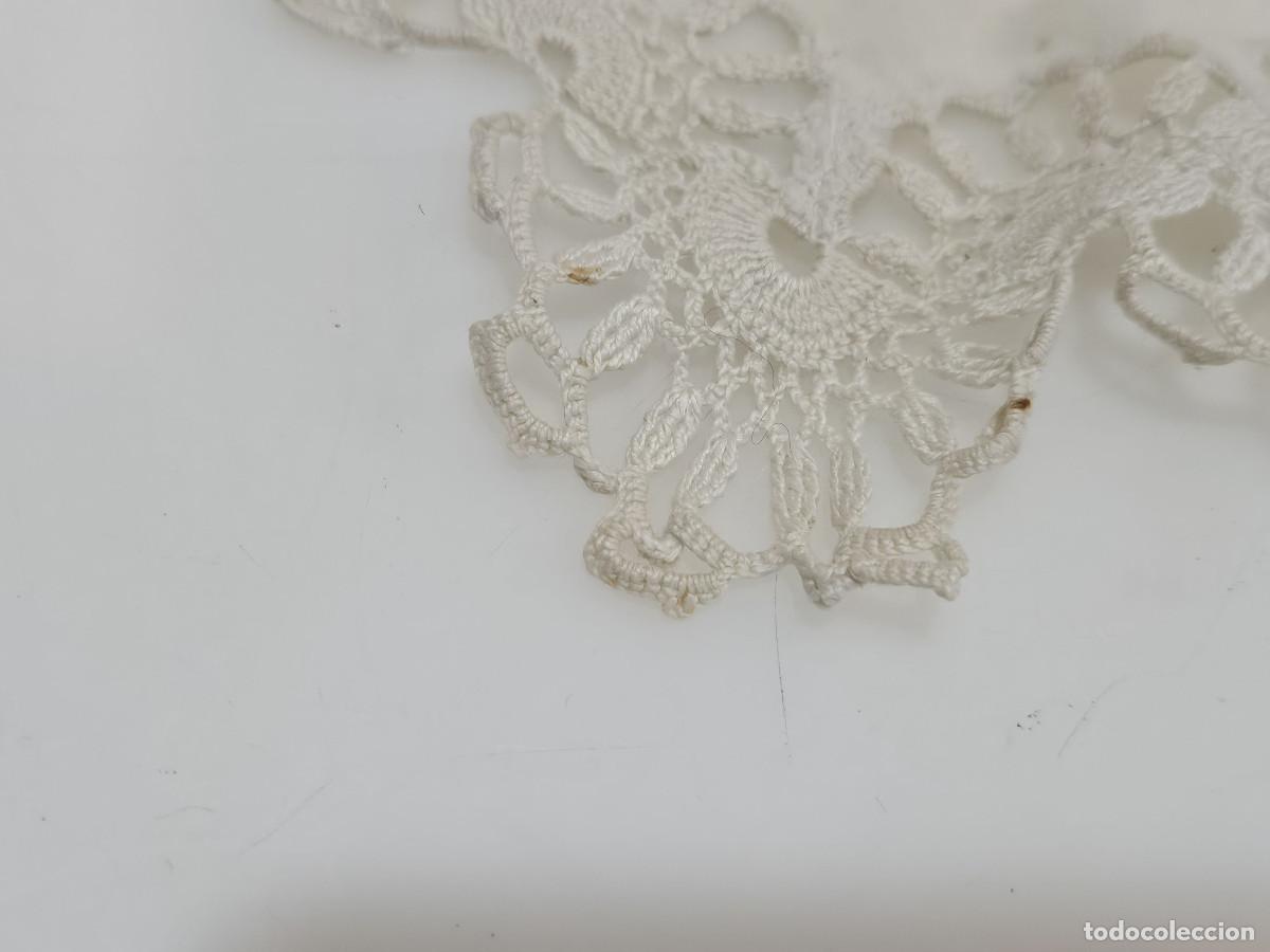 Antig&uuml;edades: peque&ntilde;o tapete de mesa - Foto 2
