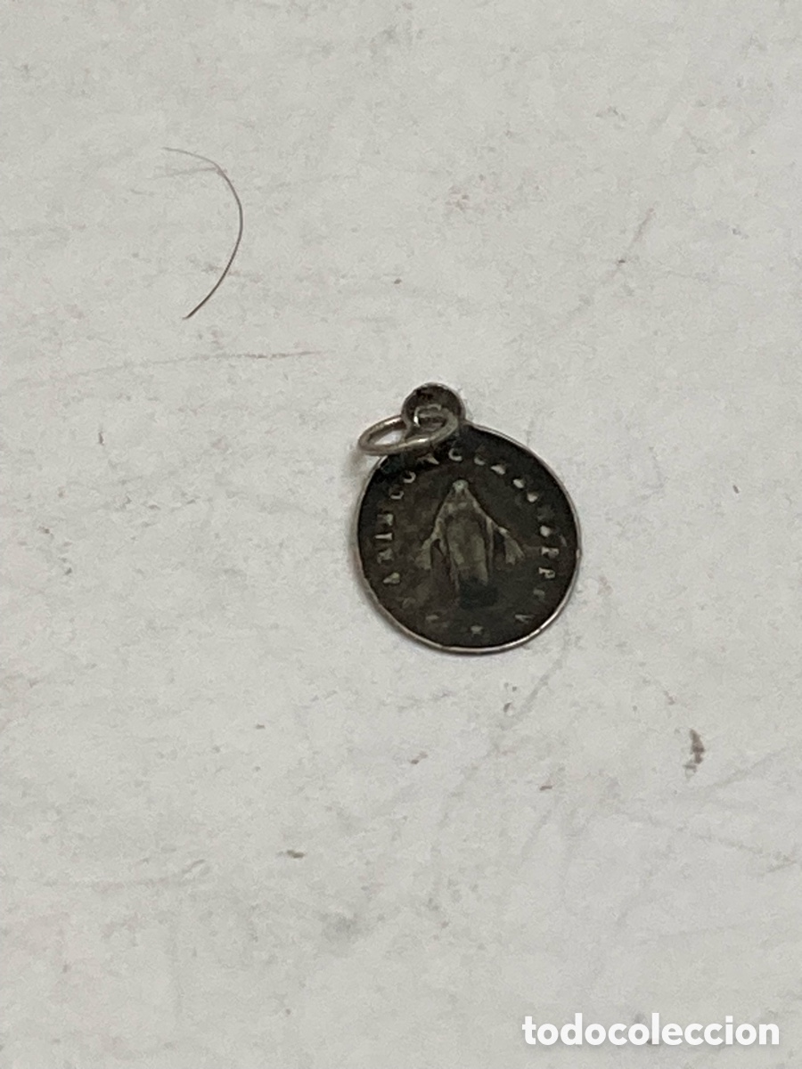 Antig&uuml;edades: Medalla de plata religiosa C442 - Foto 2