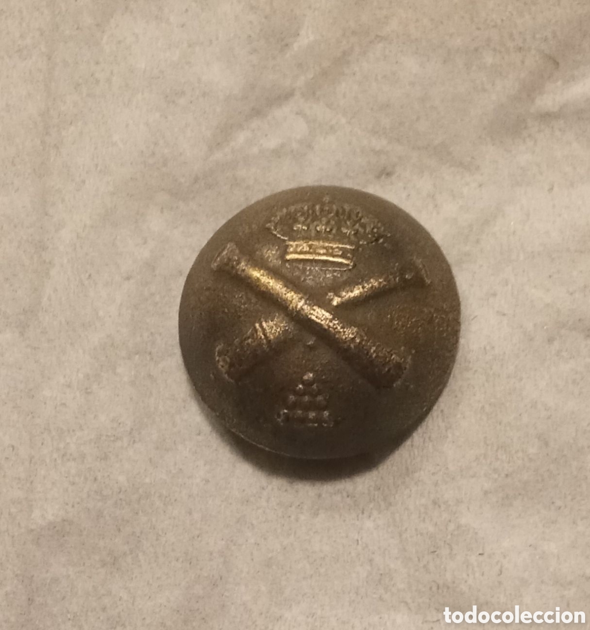 Antig&uuml;edades: BOT&Oacute;N MILITAR ANTIGUO DE BRONCE - Foto 1