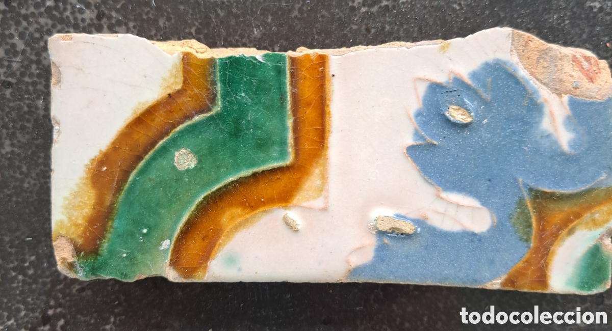 Antig&uuml;edades: 2 Fragm. azulejos . S. XV. Muel. - Foto 10