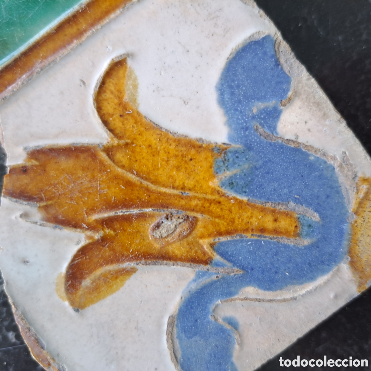 Antig&uuml;edades: 2 Fragm. azulejos . S. XV. Muel. - Foto 11