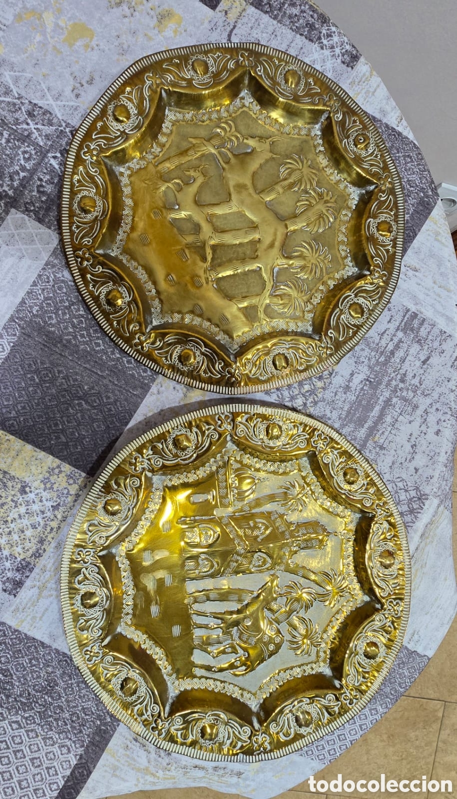 Antig&uuml;edades: Bandejas Cobre dise&ntilde;o moruno - Foto 1