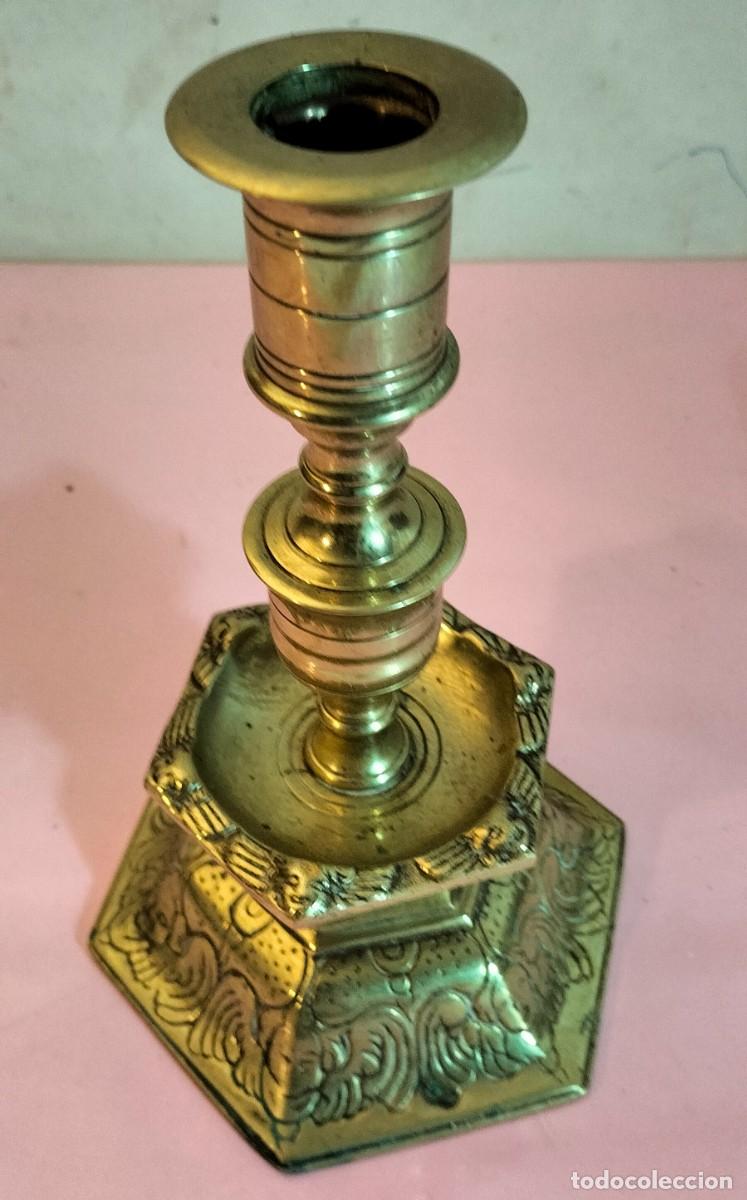 Antig&uuml;edades: Candelabro de laton . Suecia - Foto 3