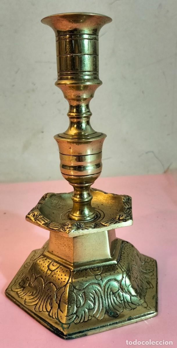 Antig&uuml;edades: Candelabro de laton . Suecia - Foto 5