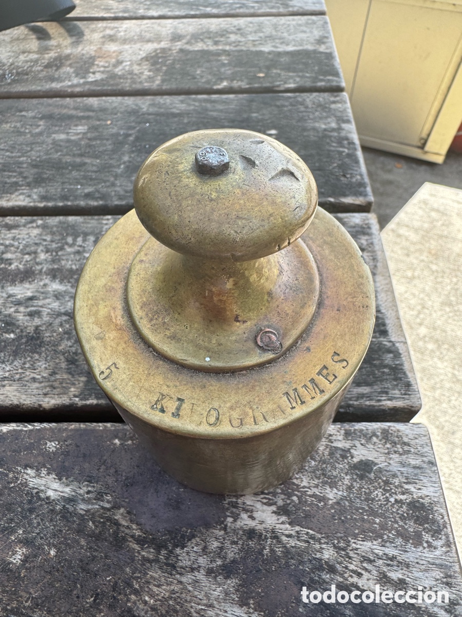 Antig&uuml;edades: Peso de bronce antiguo de 5 kilogramos - Foto 1