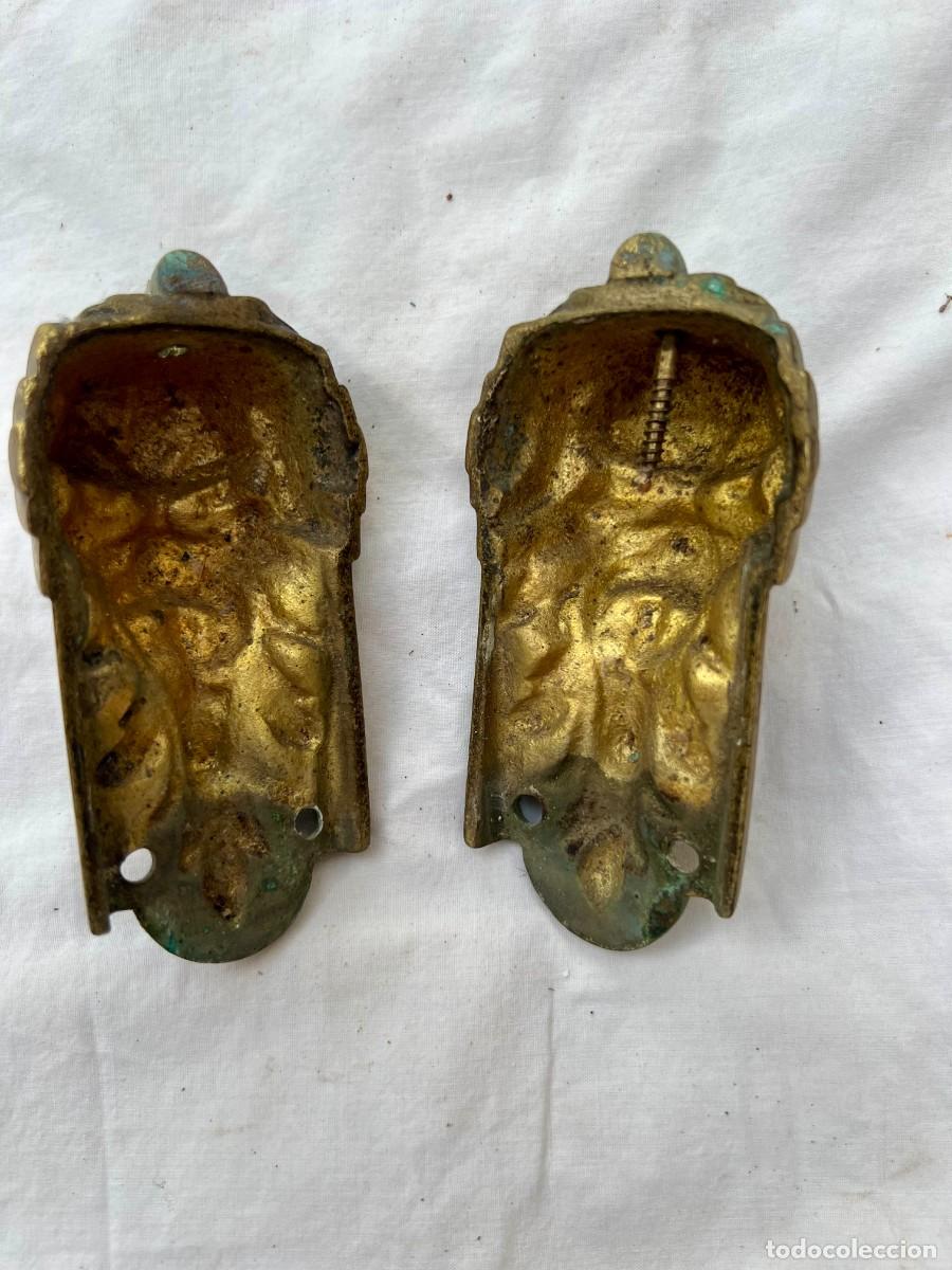 Antig&uuml;edades: Apliques de bronce para muebles - Foto 3