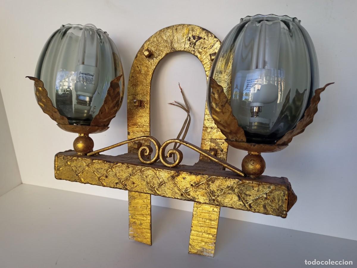 Antig&uuml;edades: Aplique de pared en hierro y pan de oro - Foto 1