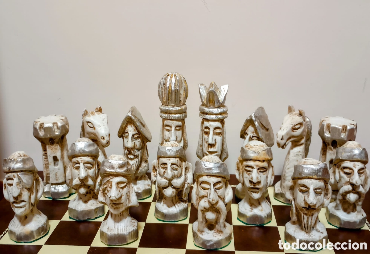 Antig&uuml;edades: AJEDREZ TALLADO A MANO - Foto 2