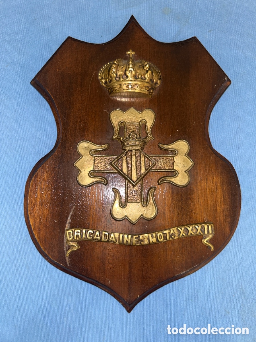 Antig&uuml;edades: METOPA CONMEMORATIVA BRIGADA DE INFANTER&Iacute;A NOTA XXXII CON ESCUDO DE ASTURIAS