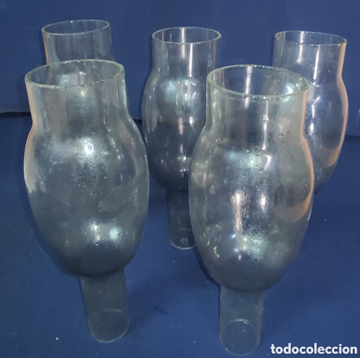 Antig&uuml;edades: Conjunto de 5 tulipas clasicas - Foto 1