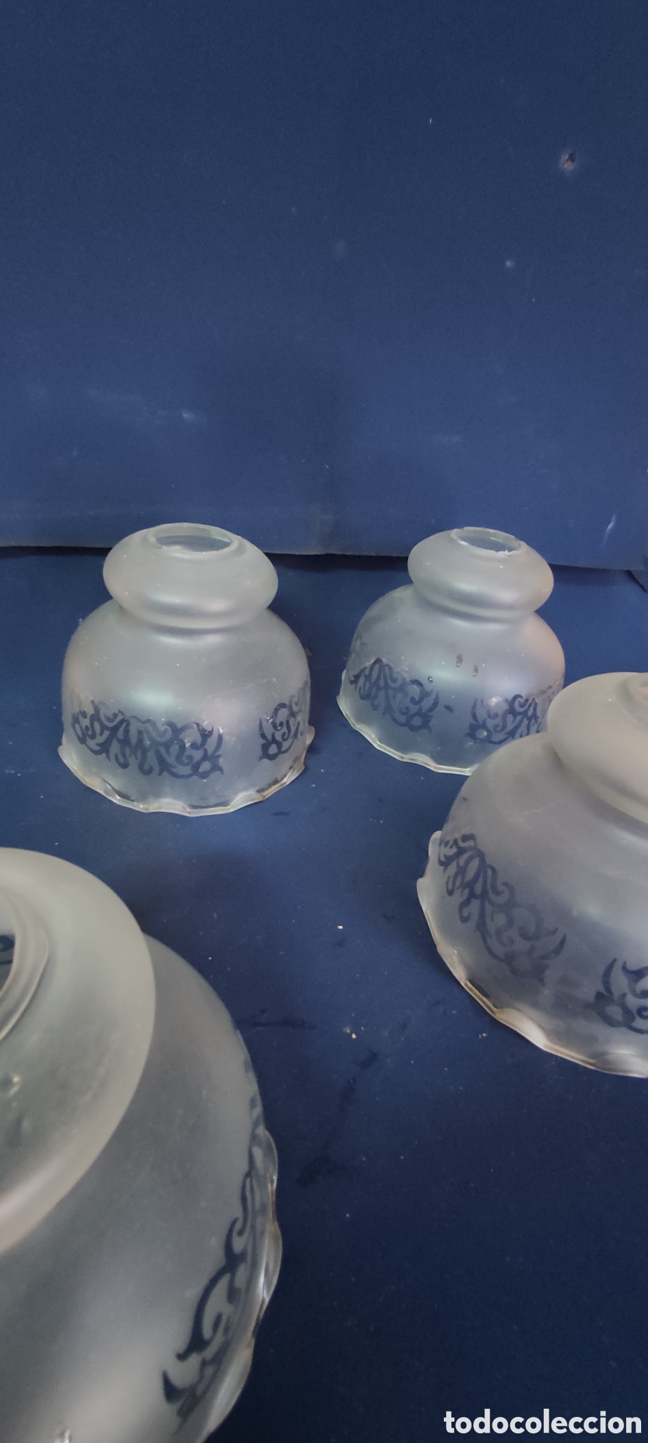 Antig&uuml;edades: Conjunto de 4 tulipas clasicas - Foto 5