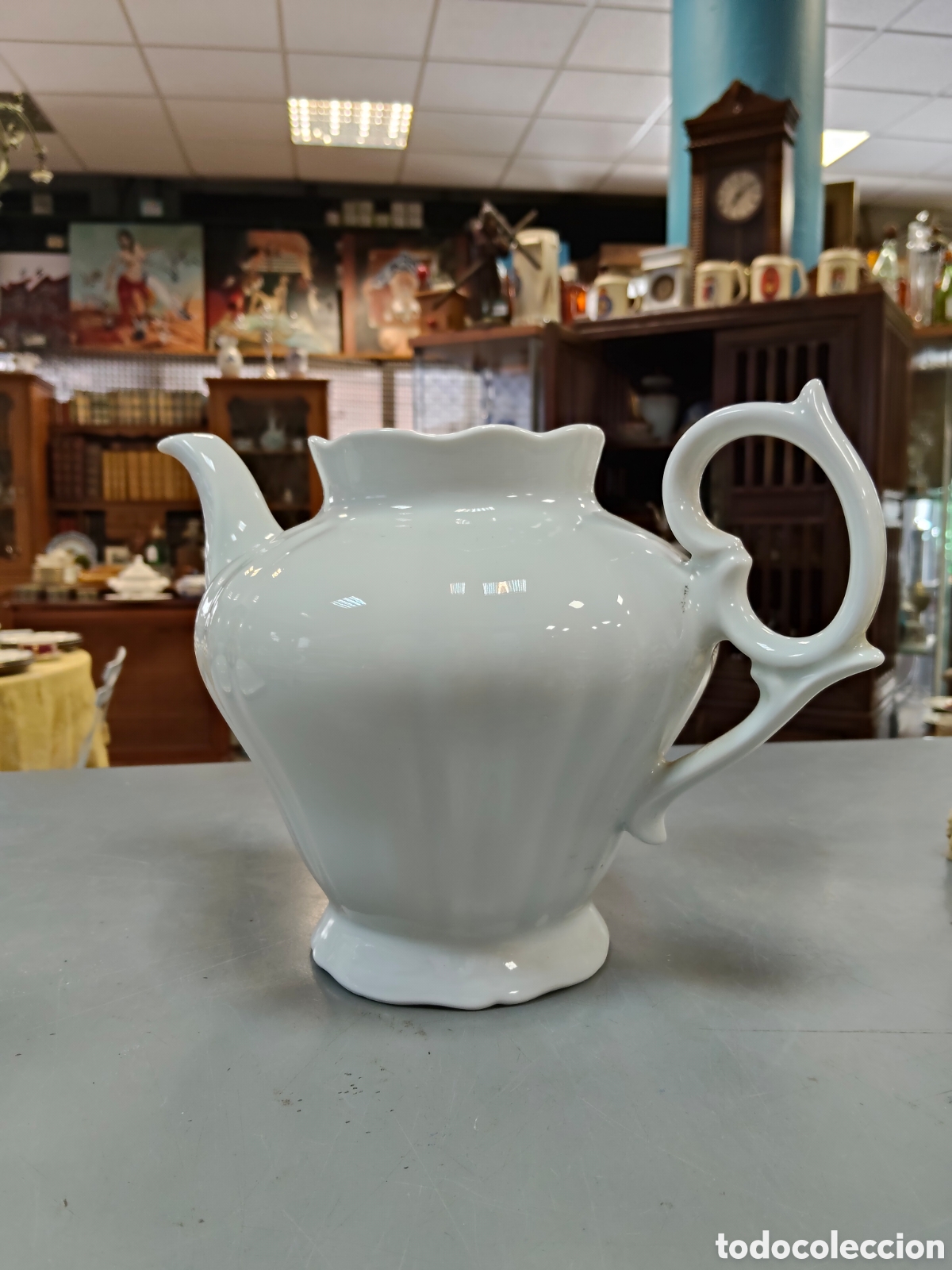 Antig&uuml;edades: Gran tetera de porcelana - Foto 1
