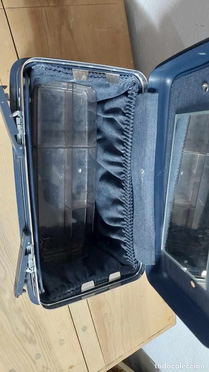 Antig&uuml;edades: Maleta r&iacute;gida Samsonite - Foto 4