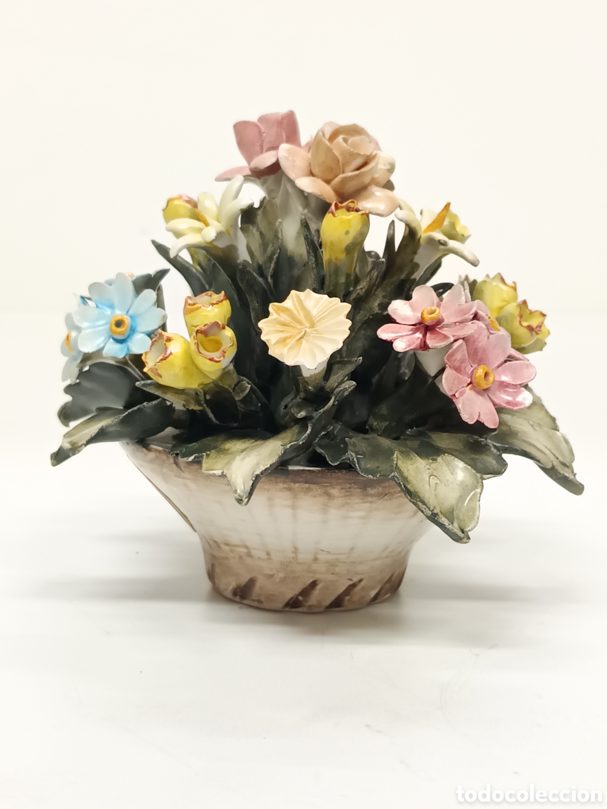 Antig&uuml;edades: Flores Capodimonte Celani - Foto 2