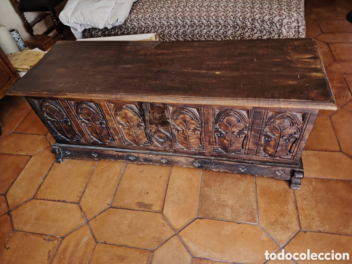 Antig&uuml;edades: Arc&oacute;n de madera de roble - Foto 1
