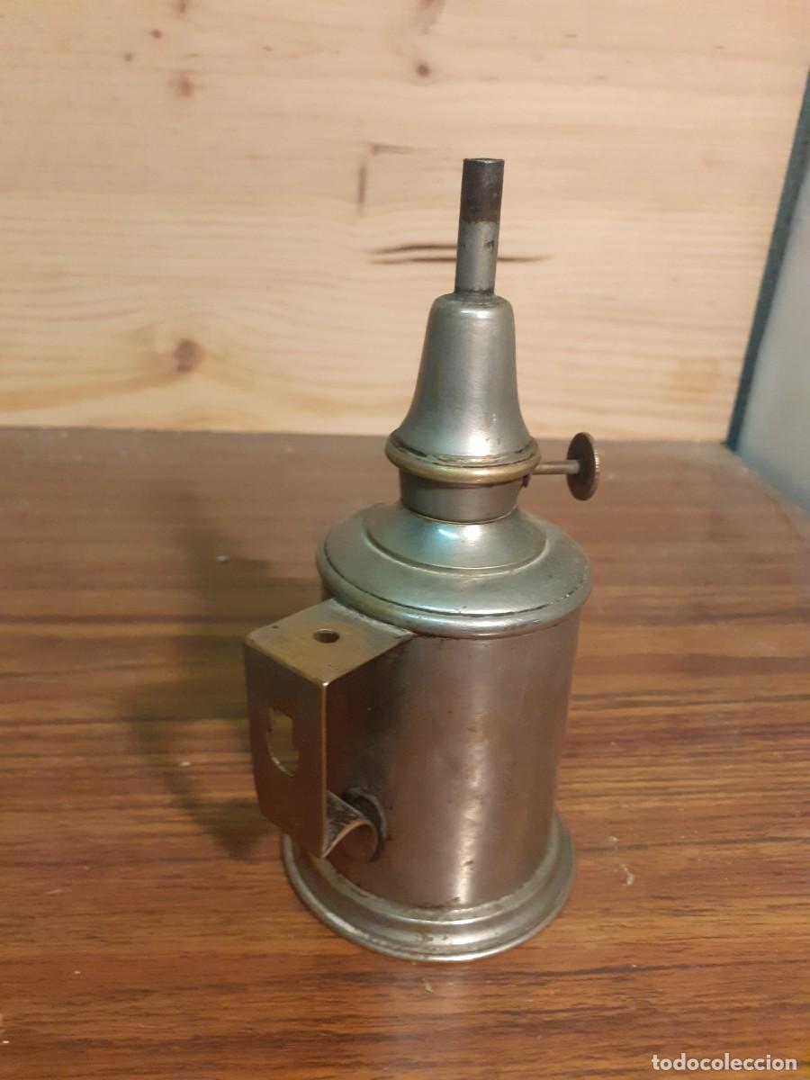 Antig&uuml;edades: Lampara de Carburo Pigeon francesa - Foto 1